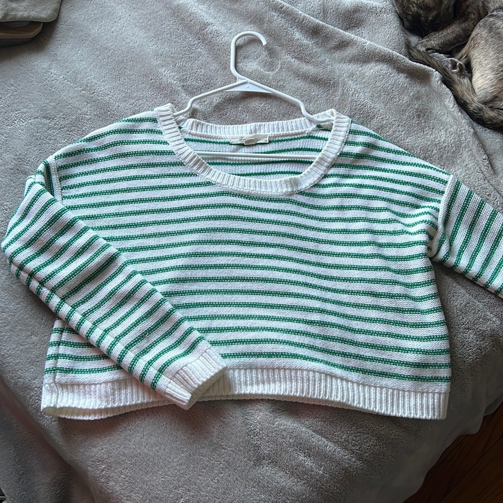 Stripped crop top knit sweater